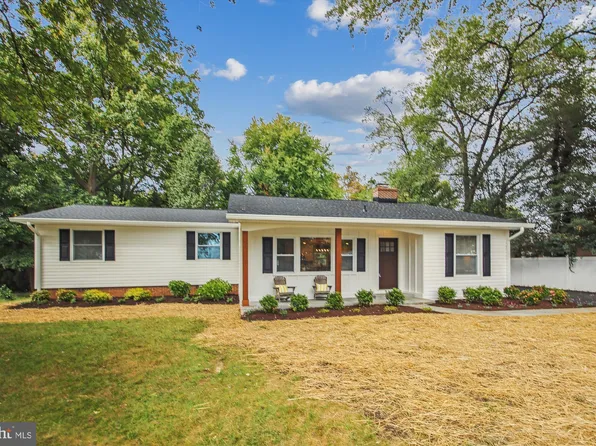 100 Lake View Dr, Annapolis, MD 21403