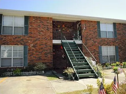 4230 Chateau Blvd #C — Photo 1