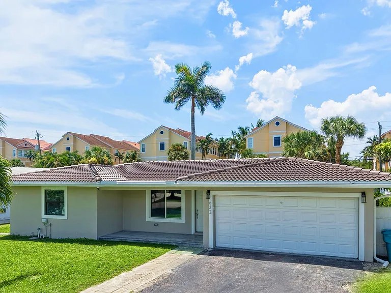 632 Las Palmas Park — Photo 33