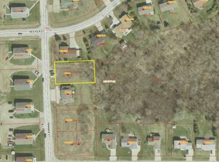 N844 Amanda St, Oconomowoc, WI 53066