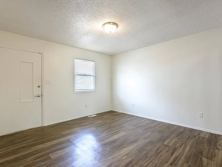 Spring Creek Townhomes — Photo 9
