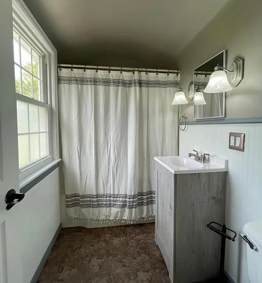 218 S 4th St — Photo 16