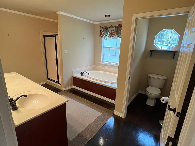4785 Sharpless Dr E — Photo 10
