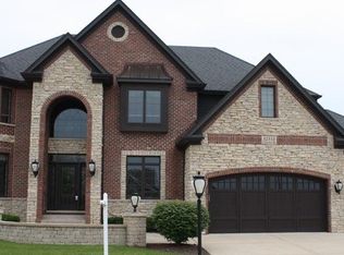 12153 S Sinclair Dr, Plainfield, IL 60585