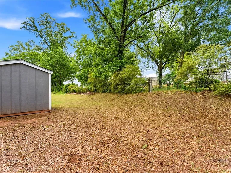 2341 Glebe Ct — Photo 11