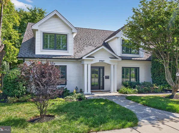 2907 John Marshall Dr, Arlington, VA 22207