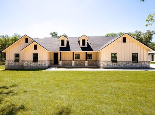 281 Cibolo Way, La Vernia, TX 78121