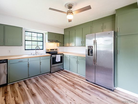 2nd image of 245 W Main St