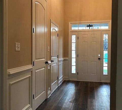 3rd image of 209 Milford Pines Dr
