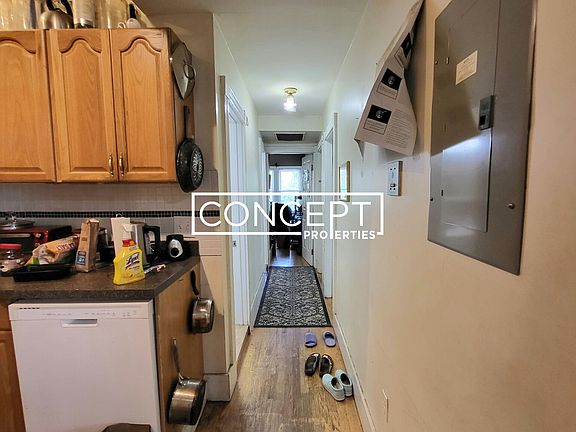 2nd image of 131 Brook St #3