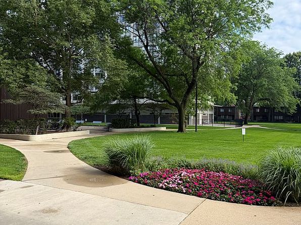 4800 S Lake Park Ave