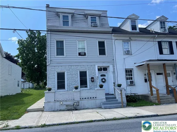 924 W Berwick St, Easton, PA 18042