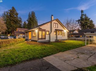3020 SE Chestnut St #16, Portland, OR 97267