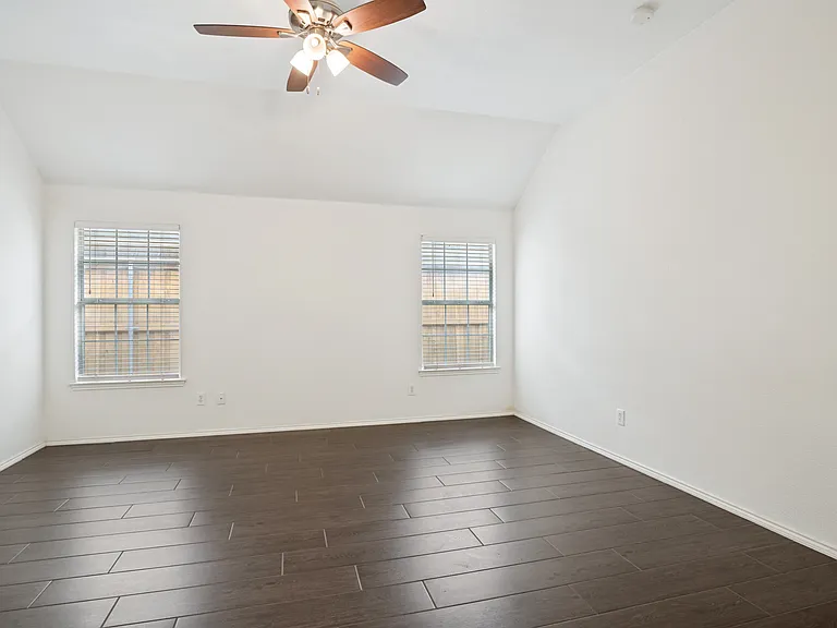 9021 Floyd Dr — Photo 13