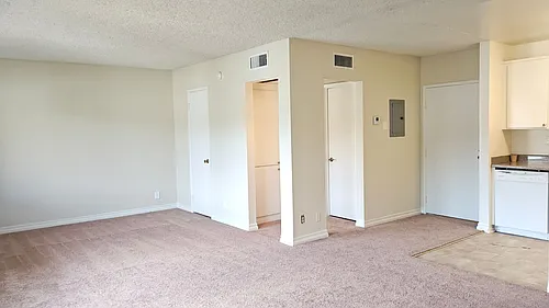 Ben Lomond Apartments Photo 1