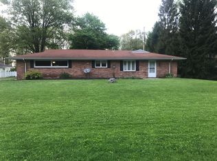 3210 Pleasant Dr, Temperance, MI 48182