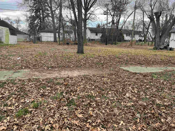 1209 W Wolf Ave, Elkhart, IN 46516