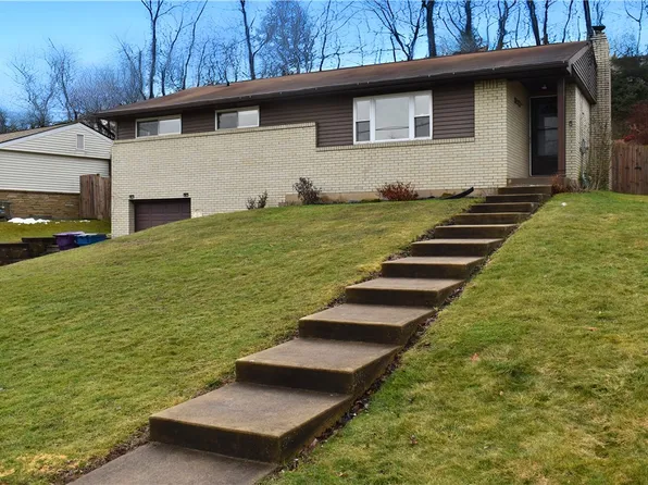 159 Mardi Gras Dr, Pittsburgh, PA 15239