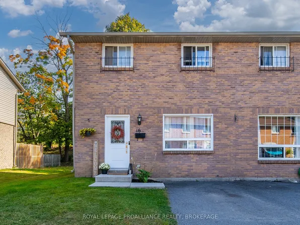 16 Rosemund Cres, Kingston, ON K7M 6Z3