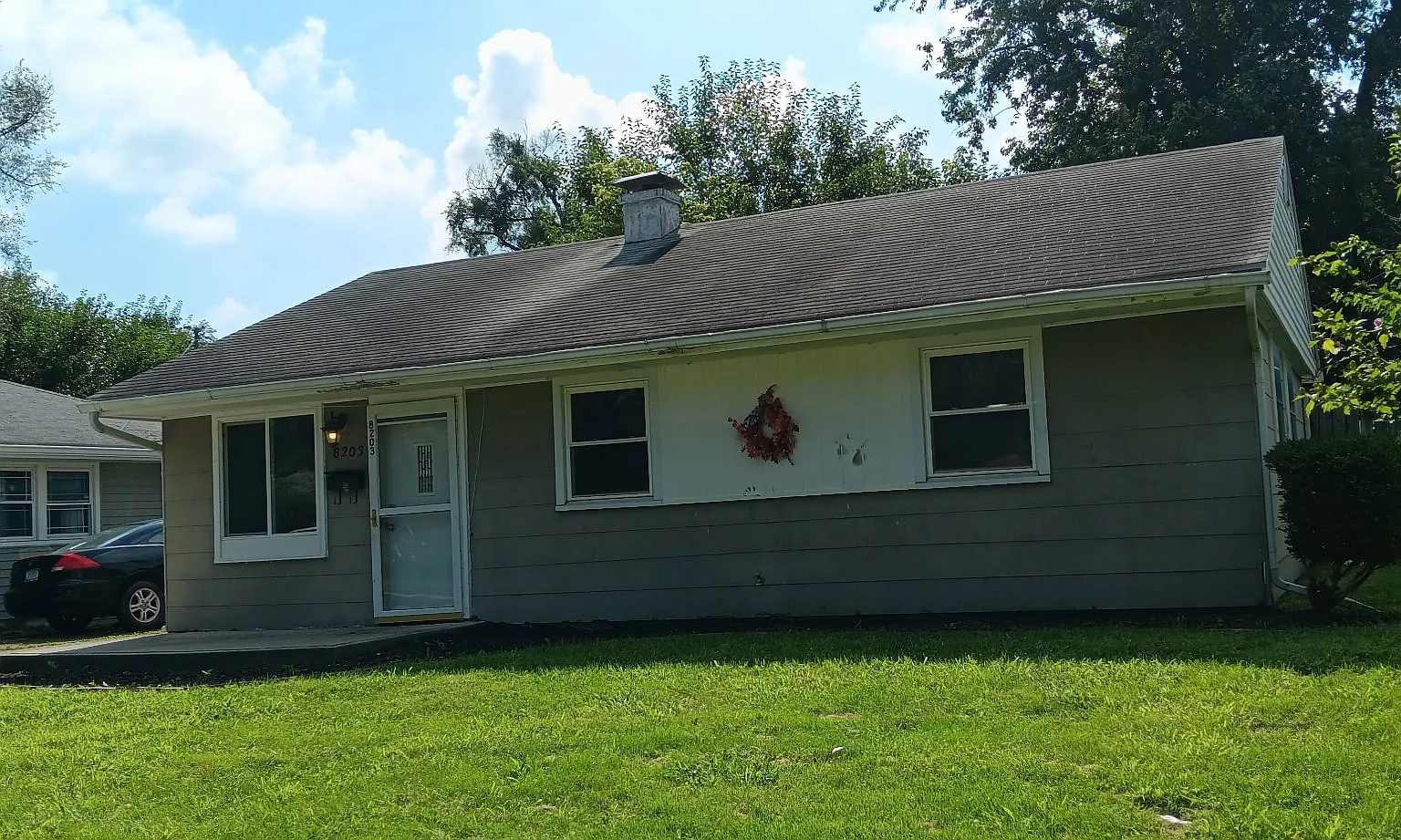3 bed, $1,250 — Photo 1