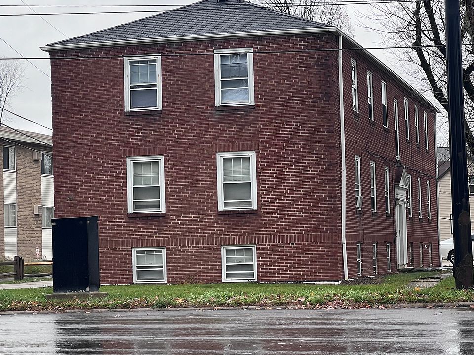 1st image of 74 N Rocky River Dr #4