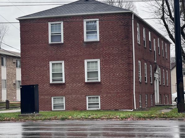 74 N Rocky River Dr #4