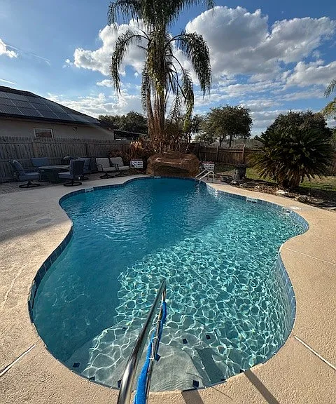643 Basingstoke Ct — Photo 32