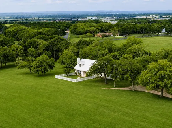 67 Sky Ln, Fredericksburg, TX 78624