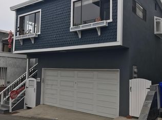 125 21st Pl #2, Manhattan Beach, CA 90266