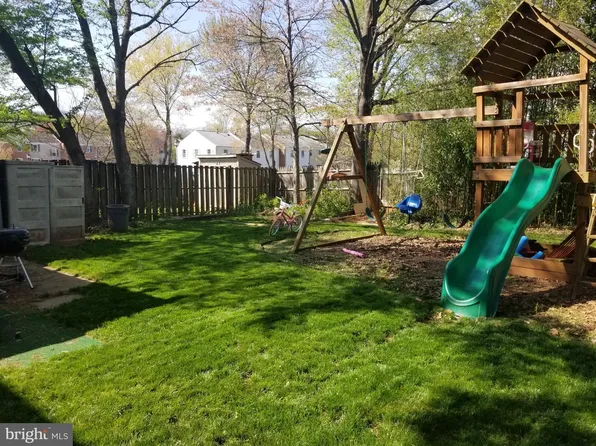 10102 Henry Ct, Manassas, VA 20109