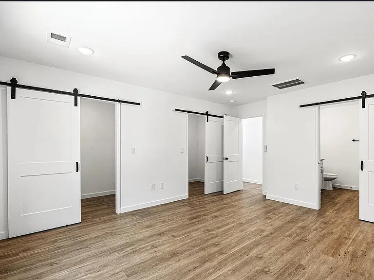 305 Donaldson Rd #B — Photo 4