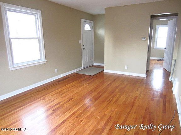 5th image of 2462 Longstreet Ave SW