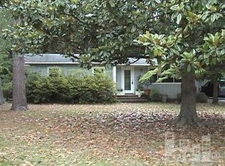 221 N Wallace Cir, Wilmington, NC 28403