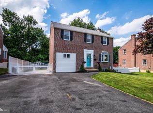 5 Roberts St, Claymont, DE 19703