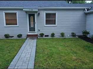 116 & 118 Powhatan Springs Rd #118, Williamsburg, VA 23188