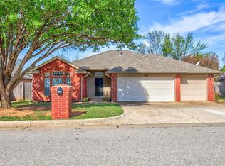 17317 Cedarwood Dr, Edmond, OK 73012