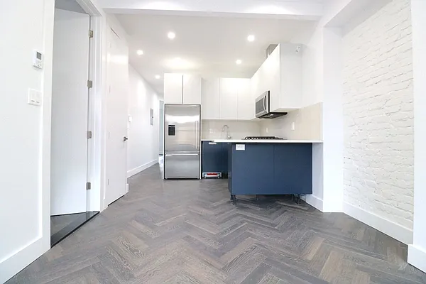 Rented by Compass | media 1