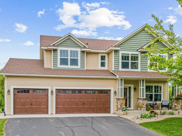 1821 Foothill Trl, Shakopee, MN 55379