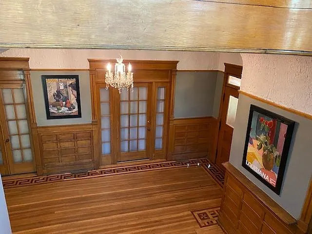 Building Foyer