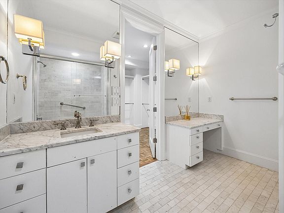 3rd image of 3711 San Felipe St Unit 10C