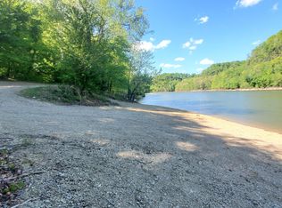 35-36 Burton Subdivison Rd, Nancy, KY 42544