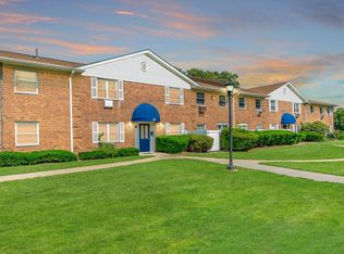 460 Old Town Rd APT 26P, Port Jefferson Station, NY 11776