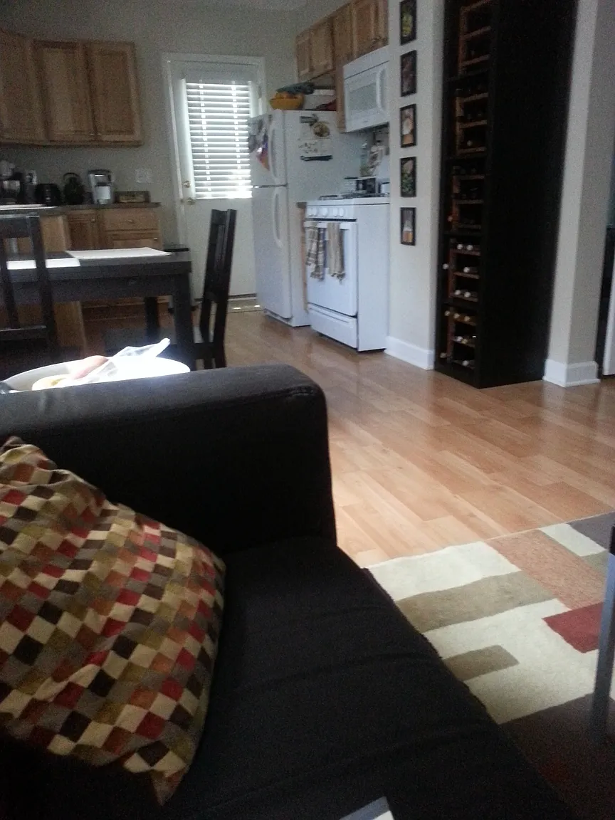 630 E University Ave photo 1