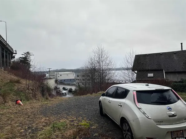 118 Elliot St, Ketchikan, AK 99901