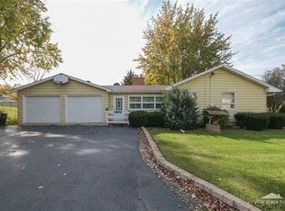 8181 Whitfield Rd, Millbrook, IL 60536