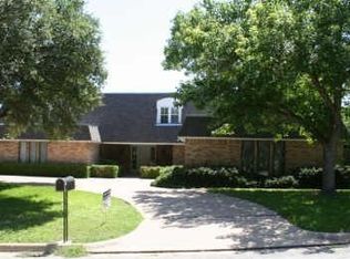 7005 Falling Springs Rd, Fort Worth, TX 76116