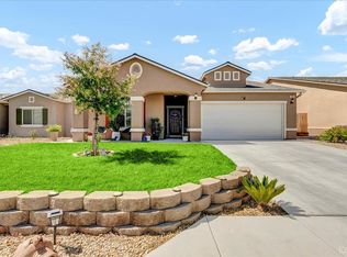 1104 E Ventura St, Avenal, CA 93204