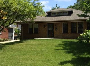 3913 Wolf Rd, Western Springs, IL 60558