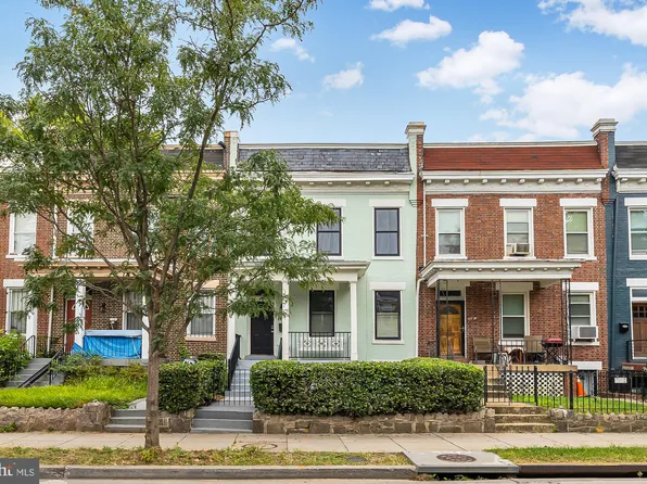 613 Kenyon St NW, Washington, DC 20010
