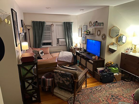 5th image of 1140 Massachusetts Ave APT 3
